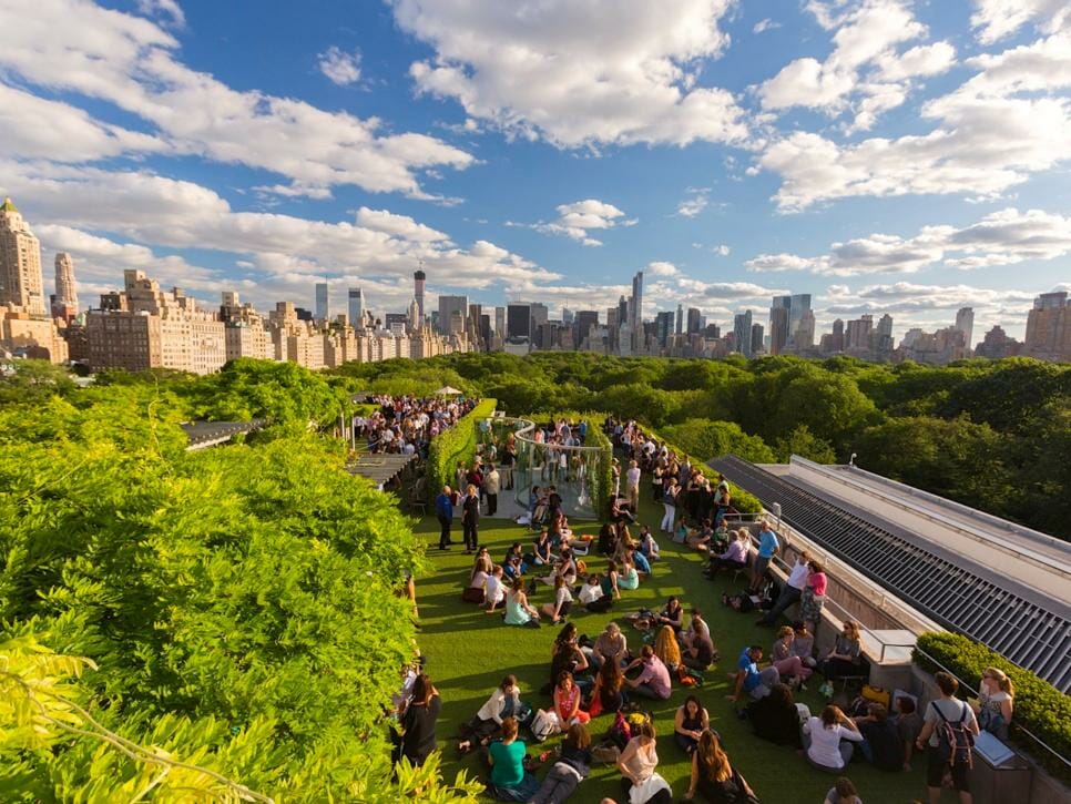 New York museum rooftop is decked out in synthetic grass