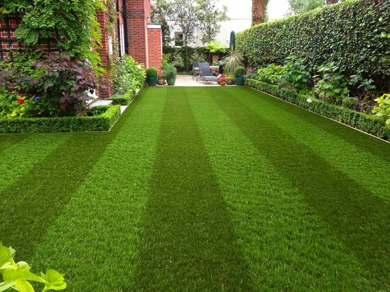 Striped pattern artificial grass